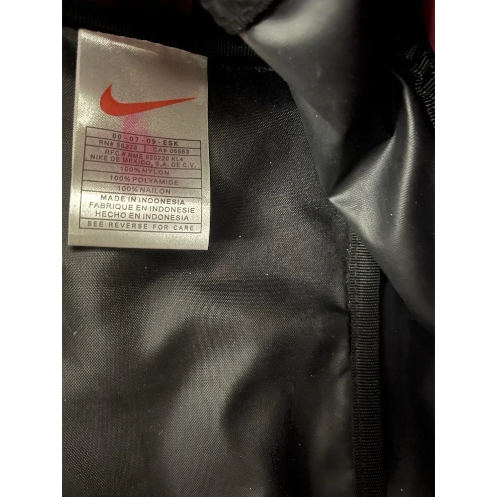 Nike Swoosh Travel Golf Shoe Bag Burgundy Casual Travel Sneaker Shoes